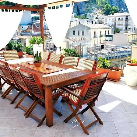 Scirocco Bed & Breakfast 4*
