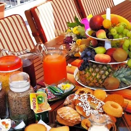 Bed & Breakfast Scirocco 4*